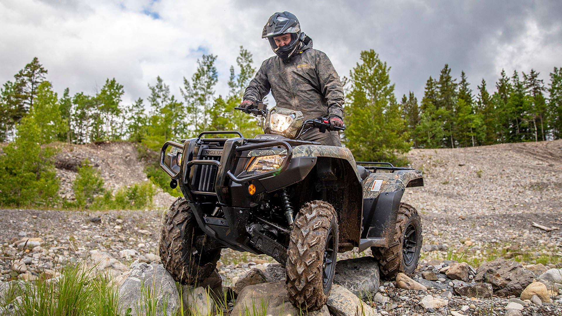 TRX520 Rubicon DCT Deluxe > Honda ATV & SidebySide Canada